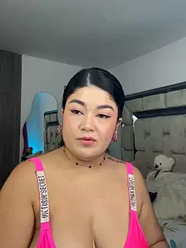 Snapshot of karla_hotgirl chatting on 5, 3, 2025 karla hotgirl online show from 5, 3, 2025