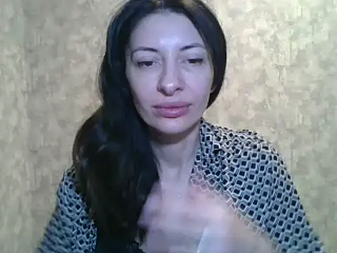 LissaBlossom online show from 21, 2, 2025