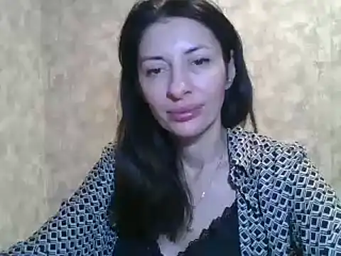 LissaBlossom online show from 23, 2, 2025