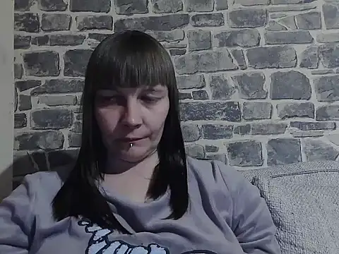 YviEngel87 online show from 2, 3, 2025