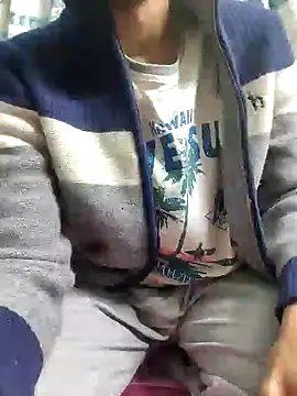 Snapshot of TOPMOON001 chatting on 17, 1, 2025 TOPMOON001 online show from 17, 1, 2025
