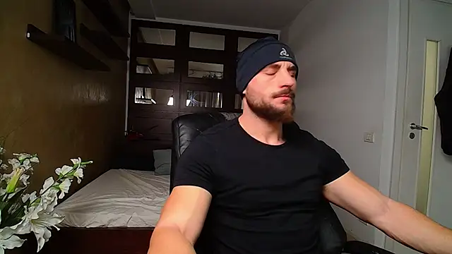 Snapshot of AdamJamesonn chatting on 21, 2, 2025 AdamJamesonn online show from 21, 2, 2025