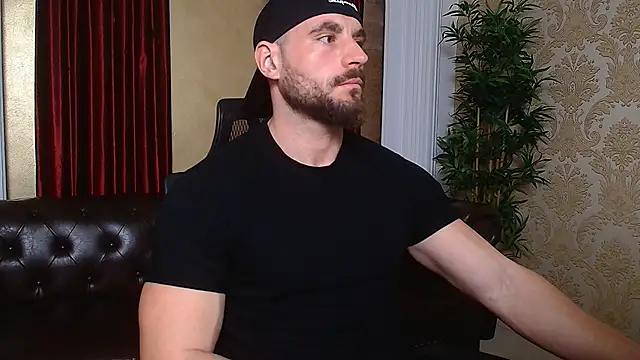 Snapshot of AdamJamesonn chatting on 13, 3, 2025 AdamJamesonn online show from 13, 3, 2025