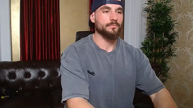 Snapshot of AdamJamesonn chatting on 14, 3, 2025 AdamJamesonn online show from 14, 3, 2025