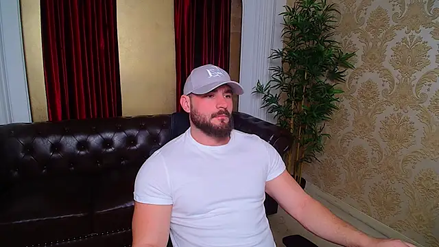 Snapshot of AdamJamesonn chatting on 15, 11, 2025 AdamJamesonn online show from 15, 11, 2025