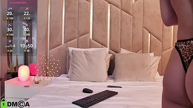 CassieHart online show from 10, 1, 2025