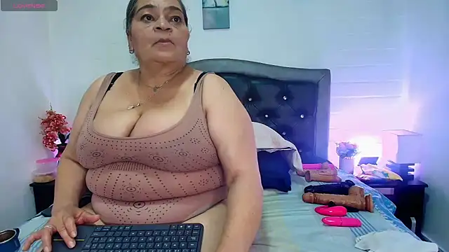 Snapshot of VickyBoobss chatting on 12, 5, 2026 VickyBoobss online show from 12, 5, 2026