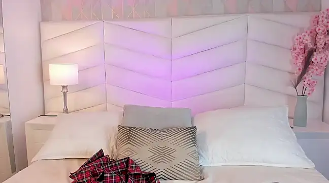 Snapshot of chelsea_bolton_ chatting on 12, 2, 2025 chelsea bolton online show from 12, 2, 2025