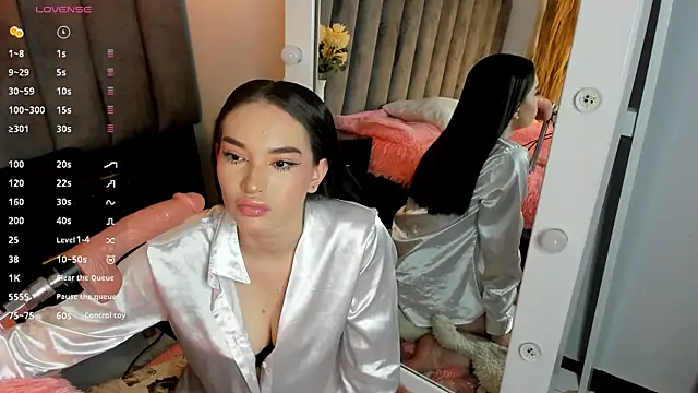 Snapshot of chelsea_bolton_ chatting on 30, 9, 2025 chelsea bolton online show from 30, 9, 2025