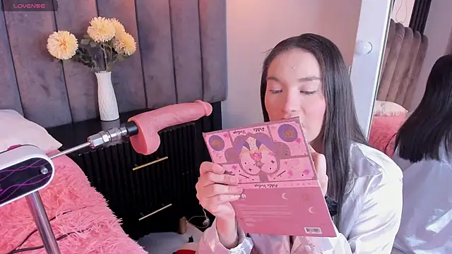 Snapshot of chelsea_bolton_ chatting on 22, 10, 2025 chelsea bolton online show from 22, 10, 2025