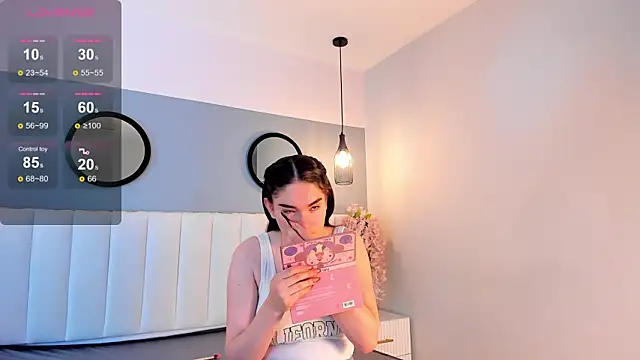 chelsea bolton  online show from 5, 4, 2026