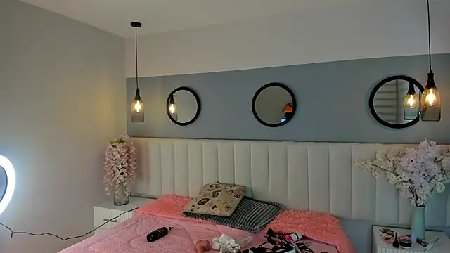 chelsea bolton  online show from 6, 4, 2026