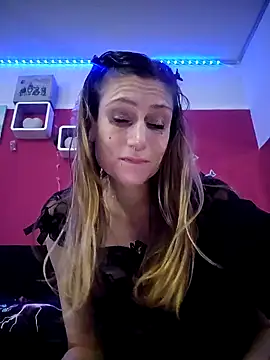 Snapshot of Dessousgirl8787 chatting on 19, 1, 2025 Dessousgirl8787 online show from 19, 1, 2025