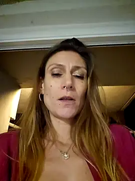 Snapshot of Dessousgirl8787 chatting on 19, 1, 2025 Dessousgirl8787 online show from 19, 1, 2025