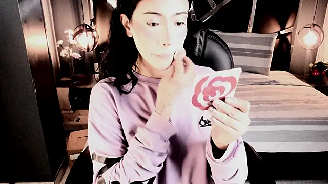 vaiolethsan   online show from 20, 12, 2025