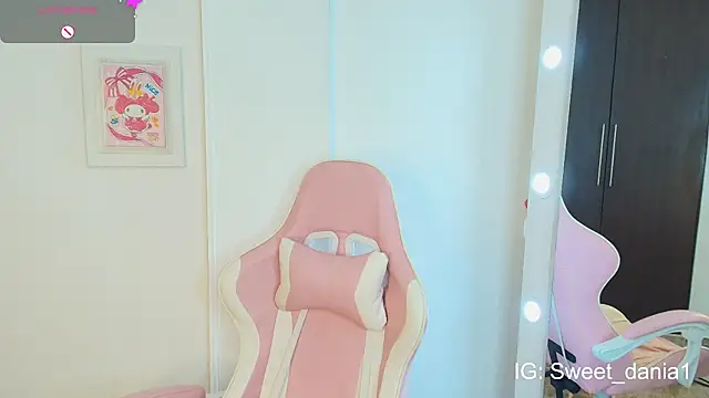 Snapshot of sweet_dania_ chatting on 9, 3, 2025 sweet dania online show from 9, 3, 2025