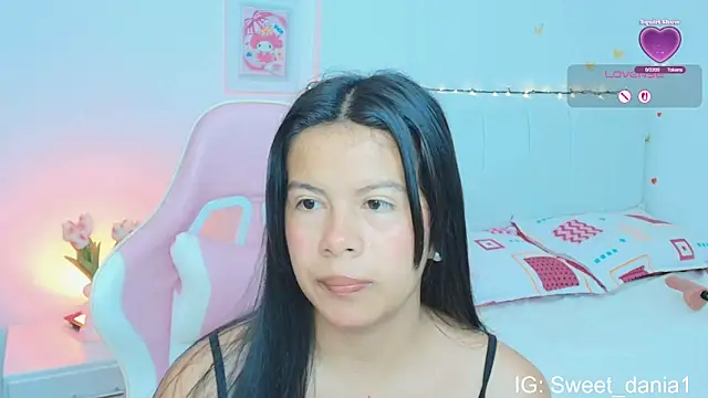 Snapshot of sweet_dania_ chatting on 13, 9, 2025 sweet dania online show from 13, 9, 2025