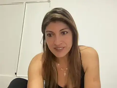 Snapshot of LunaBeya chatting on 24, 2, 2025 LunaBeya online show from 24, 2, 2025