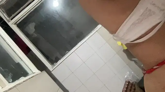 LunaBeya online show from 19, 11, 2025