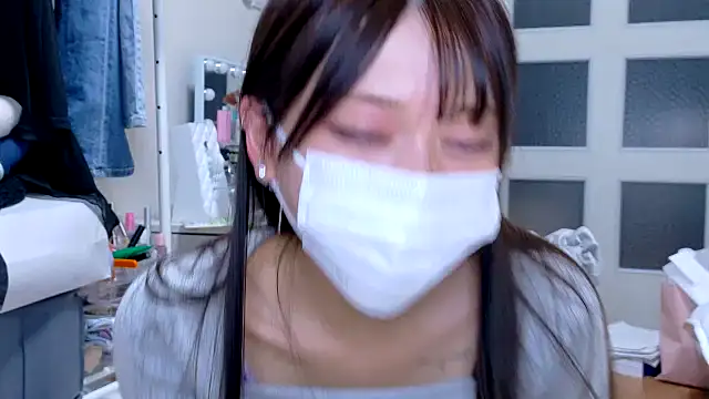 Snapshot of riken_jp chatting on 1, 10, 2025 riken jp online show from 1, 10, 2025