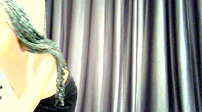 Slendernana online show from 11, 1, 2025