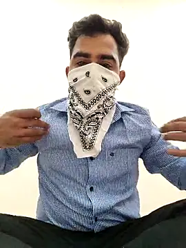 13lusty online show from 18, 3, 2025