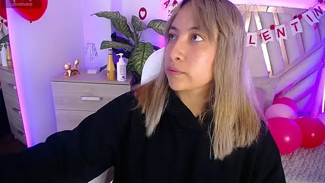 NyxAndria 1 online show from 10, 2, 2025