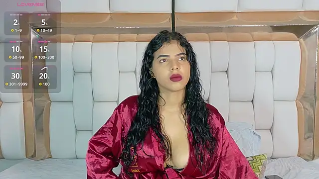 Snapshot of hotiergirl chatting on 3, 10, 2025 hotiergirl online show from 3, 10, 2025