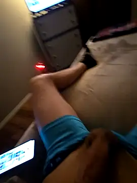 Snapshot of Rzemtsefg chatting on 20, 11, 2025 Rzemtsefg online show from 20, 11, 2025