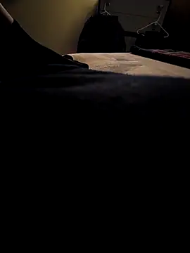 Snapshot of Rzemtsefg chatting on 23, 11, 2025 Rzemtsefg online show from 23, 11, 2025