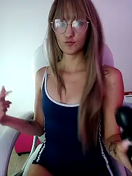 Snapshot of SussanHottye1_ chatting on 26, 1, 2025 SussanHottye1 online show from 26, 1, 2025