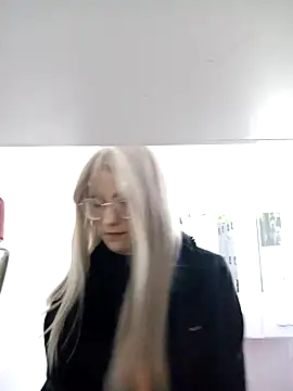 Snapshot of SussanHottye1_ chatting on 8, 2, 2025 SussanHottye1 online show from 8, 2, 2025