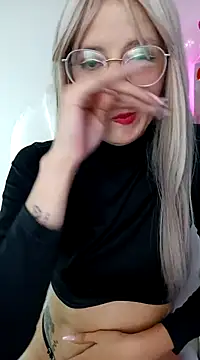 Snapshot of SussanHottye1_ chatting on 8, 2, 2025 SussanHottye1 online show from 8, 2, 2025