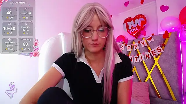 Snapshot of SussanHottye1_ chatting on 11, 2, 2025 SussanHottye1 online show from 11, 2, 2025