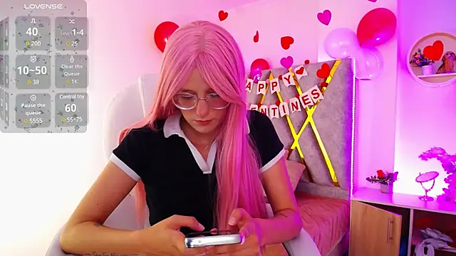 Snapshot of SussanHottye1_ chatting on 21, 2, 2025 SussanHottye1 online show from 21, 2, 2025