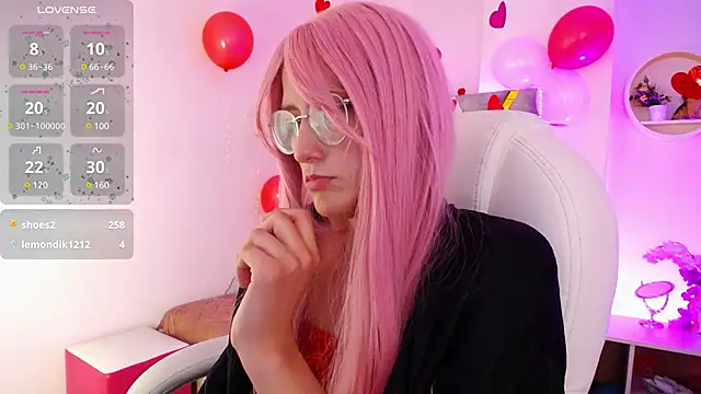 Snapshot of SussanHottye1_ chatting on 21, 2, 2025 SussanHottye1 online show from 21, 2, 2025