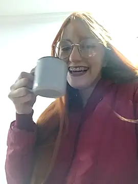 Snapshot of SussanHottye1_ chatting on 4, 3, 2025 SussanHottye1 online show from 4, 3, 2025