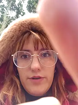 Snapshot of SussanHottye1_ chatting on 7, 3, 2025 SussanHottye1 online show from 7, 3, 2025