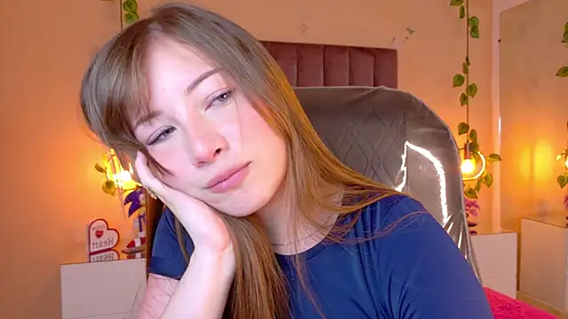 Snapshot of Dahlia_Rousse chatting on 8, 7, 2026 Dahlia Rousse online show from 8, 7, 2026