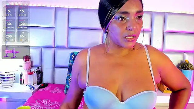 LovelyNickii online show from 4, 5, 2026