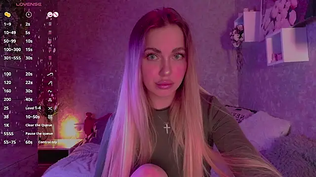 Mika Rayy online show from 3, 3, 2025