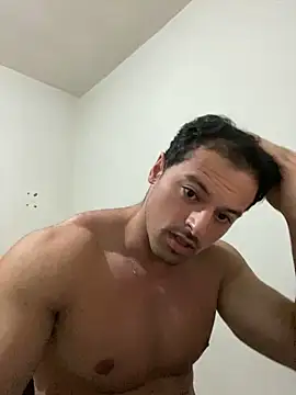 Snapshot of Lucasfit24 chatting on 3, 2, 2025 Lucasfit24 online show from 3, 2, 2025