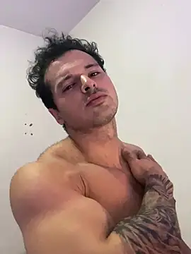 Snapshot of Lucasfit24 chatting on 6, 2, 2025 Lucasfit24 online show from 6, 2, 2025