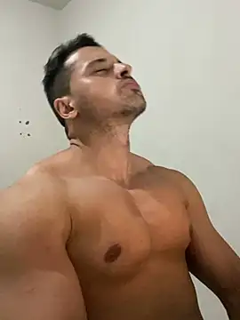 Snapshot of Lucasfit24 chatting on 20, 2, 2025 Lucasfit24 online show from 20, 2, 2025