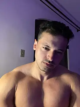 Snapshot of Lucasfit24 chatting on 4, 3, 2025 Lucasfit24 online show from 4, 3, 2025