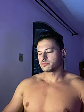 Snapshot of Lucasfit24 chatting on 4, 3, 2025 Lucasfit24 online show from 4, 3, 2025