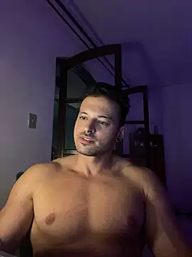 Snapshot of Lucasfit24 chatting on 8, 3, 2025 Lucasfit24 online show from 8, 3, 2025