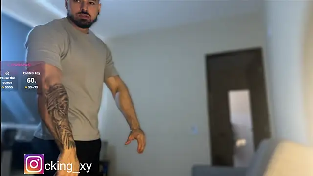 Snapshot of Lucasfit24 chatting on 8, 10, 2025 Lucasfit24 online show from 8, 10, 2025