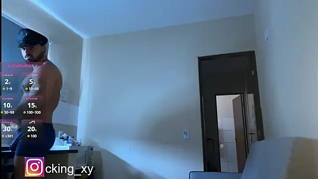 Snapshot of Lucasfit24 chatting on 13, 10, 2025 Lucasfit24 online show from 13, 10, 2025