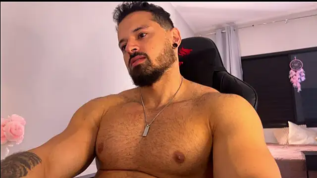 Snapshot of Lucasfit24 chatting on 16, 11, 2025 Lucasfit24 online show from 16, 11, 2025